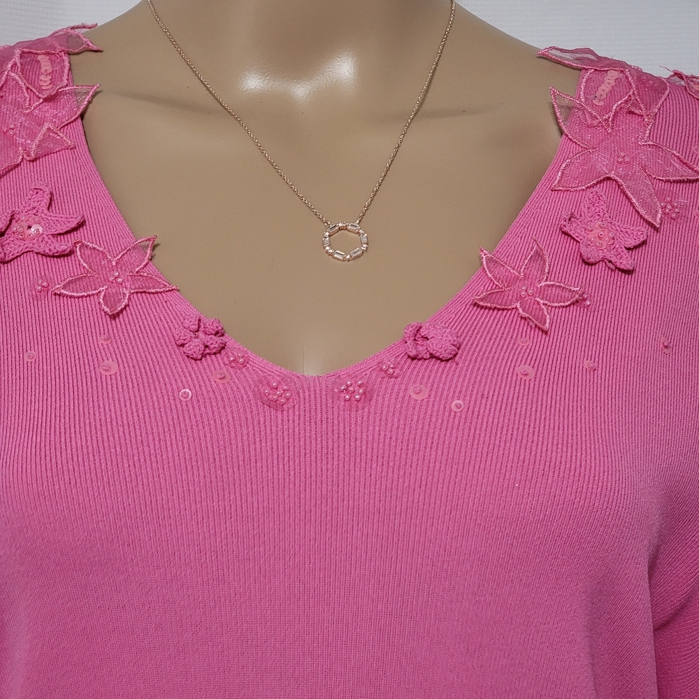 Cyrus size XL  pink  long sleeve ladies Top